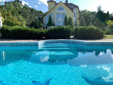 Оренда автономного будинку 492 м², 25 соток, Лісники, інвертор 16 кВт