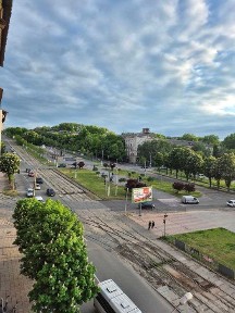 Лучшая цена в районе! Продам 2-х сталинку на Свободы.