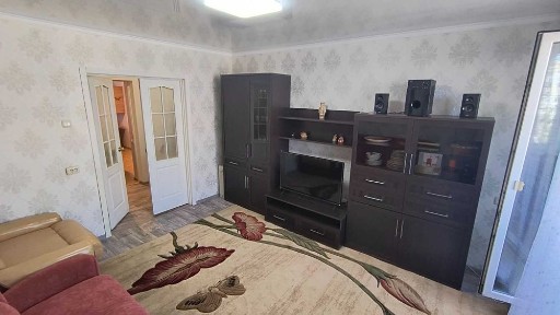 Продам 4-х кім. Центр