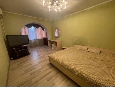 Продам 3х ком. кв. 85м2. Запорожское шоссе, 4, р-он ДАФИ