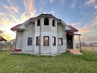 Продається будинок район Авторинку