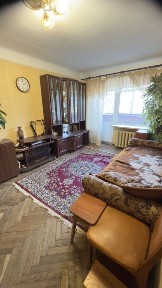Соборний майдан, продаж 3-кімн квартири вул Рильського