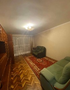 Киев, Тростянецкая ул., 7