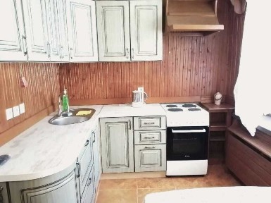 Киев, Славгородская ул., 10