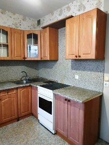 Київ, Хорольська вул., 3