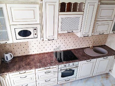 Киев, Евгения Коновальца ул., 34А