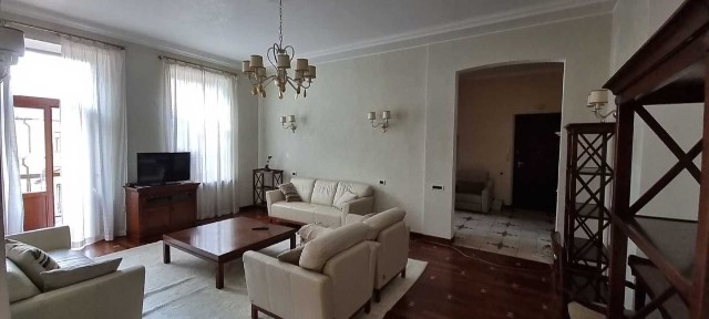 Оренда 2-кімнатної квартири 110 м², Андріївський узвіз, 2Б