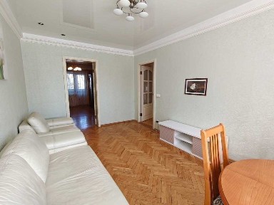 Киев, Братиславская ул., 4