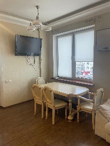 Оренда 1-кімнатної квартири 57 м², Срібнокільська вул., 3В