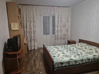 Киев, Милославская ул.