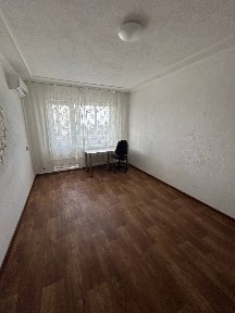 Київська обл., Білоцерківський район, м. Біла Церква, Зенітного полку вул., полку 30