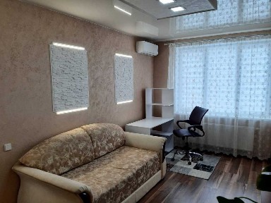 Київ, Бориса Гмирі вул., 17