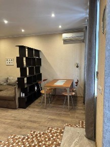 Аренда 3-комнатной квартиры 58 м², Искровская ул., 22