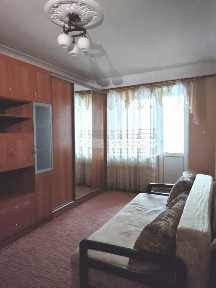 Киев, Чешская ул., 3
