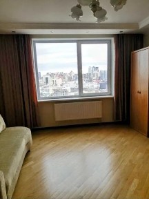 Киев, Голосеевский просп., 30
