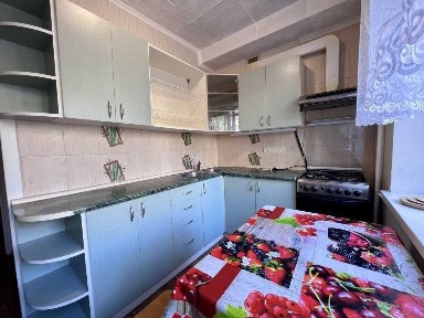 Киев, Перова бул., 20