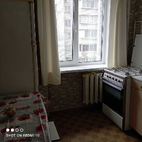 Оренда 1-кімнатної квартири 32 м², Бахмацька вул., 20