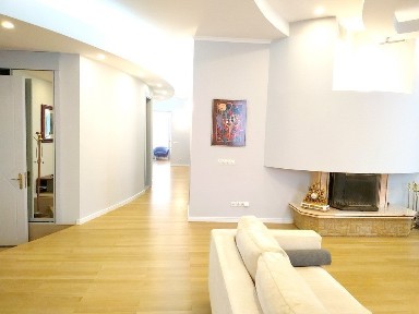 Киев, Шелковичная ул., 30А