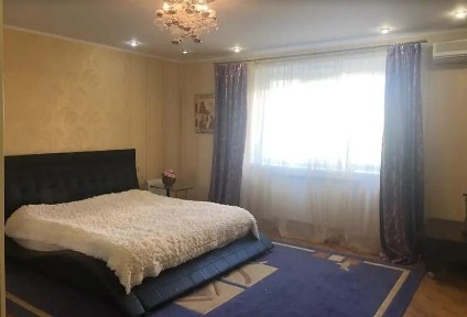 Киев, Княжий Затон ул., 4