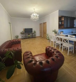 Киев, Кловский спуск, 14/24