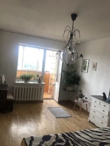Киев, Семьи Праховых ул., 27
