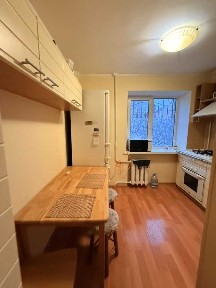 Продажа 3-комнатной квартиры 57 м², Ильичевская ул., Парковая, 12