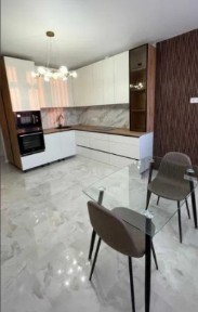 Продаж 1-кімнатної квартири 46 м², Варненська вул.