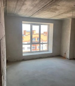 Продаж 3к квартири 89.7 кв. м на просп. Бандери Степана