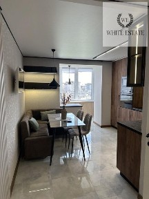 Продаж 2 кім. квартири вул. Леся Курбаса, Аляска