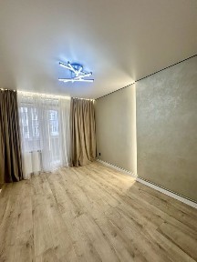 Продаж сучасноі квартири вул. Київська, новобудова