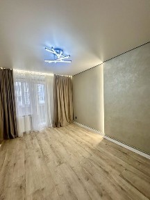 Продаж сучасноі квартири вул. Київська, новобудова