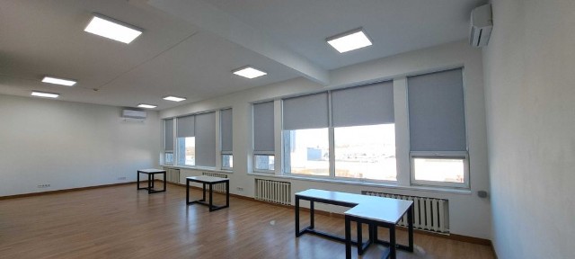 Оренда офісу 70м2 БЦ Армарис м. Лівобережна Генератор Нова пошта