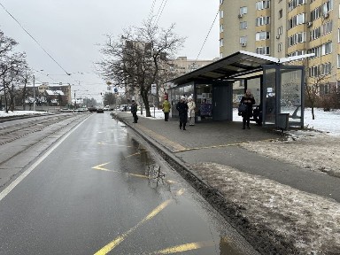 Оренда кіоска / зупинкового комплексу Вул. Тростянецька 49