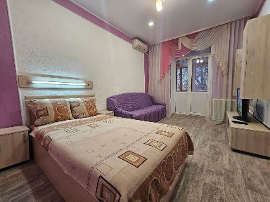 Дніпропетровська обл., Криворізький район, м. Кривий ріг, Вадіма Гурова вул.