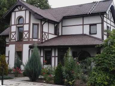 Продам шикарное домовладение в Люботине.