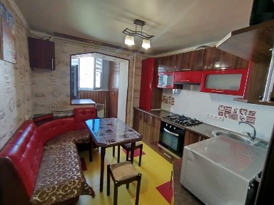 Оренда затишної 2х кімнатної квартири 55м² р-н ДОСи. Автономне опалення