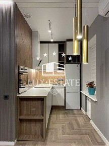 Аренда 3-К дизайнерской квартиры в центре, Костомаровская, Университет