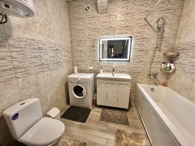 Продаж 2х кімнатної квартири село Вишеньки Київ 20 км