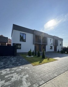Продаж 2 поверхового таунхауса з ділянкою на 1.6 сотки, 116 кв. м, 3 кімнати, на вул. Перемоги • ID 34175577