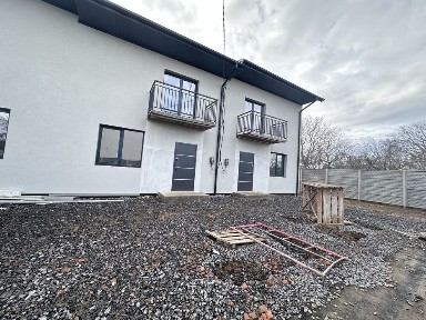 Продам таунхаус газифікований поряд школа