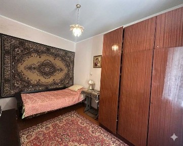 продаж 3к квартира АГВ