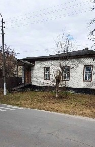 Продам будинок в центрі