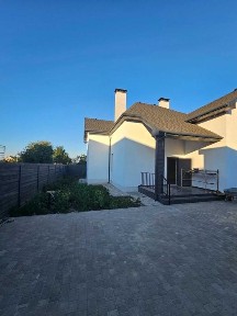 Київська область, Старі Петрівці