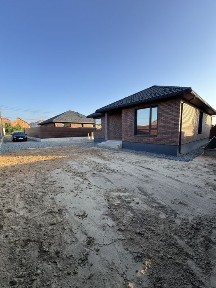Київська область, Нові Петрівці