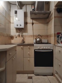tir- 04 Продам двухкомнатную квартиру на Градоначальницкой