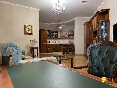 Киев, Евгения Коновальца ул., 44А