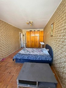 Продаж квартири під ремонт - чудова основа для вашого проєкту!