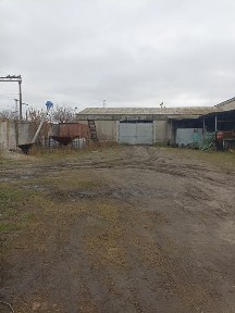 Производственно - складское здание с территорией
