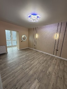 Продаж! Красива 1к квартира з якісним ремонтом біля парку Шевченка