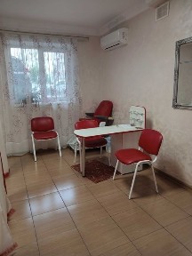 Продається комерційне приміщення